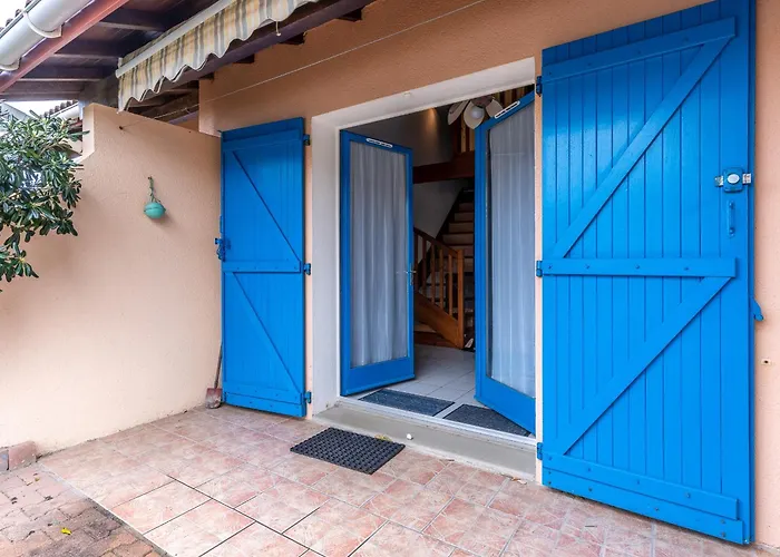 Maison T2 Avec Mezzanine, Terrasse Et Parking A 300m De La - - Fr-1-521-214 بيت للعطل